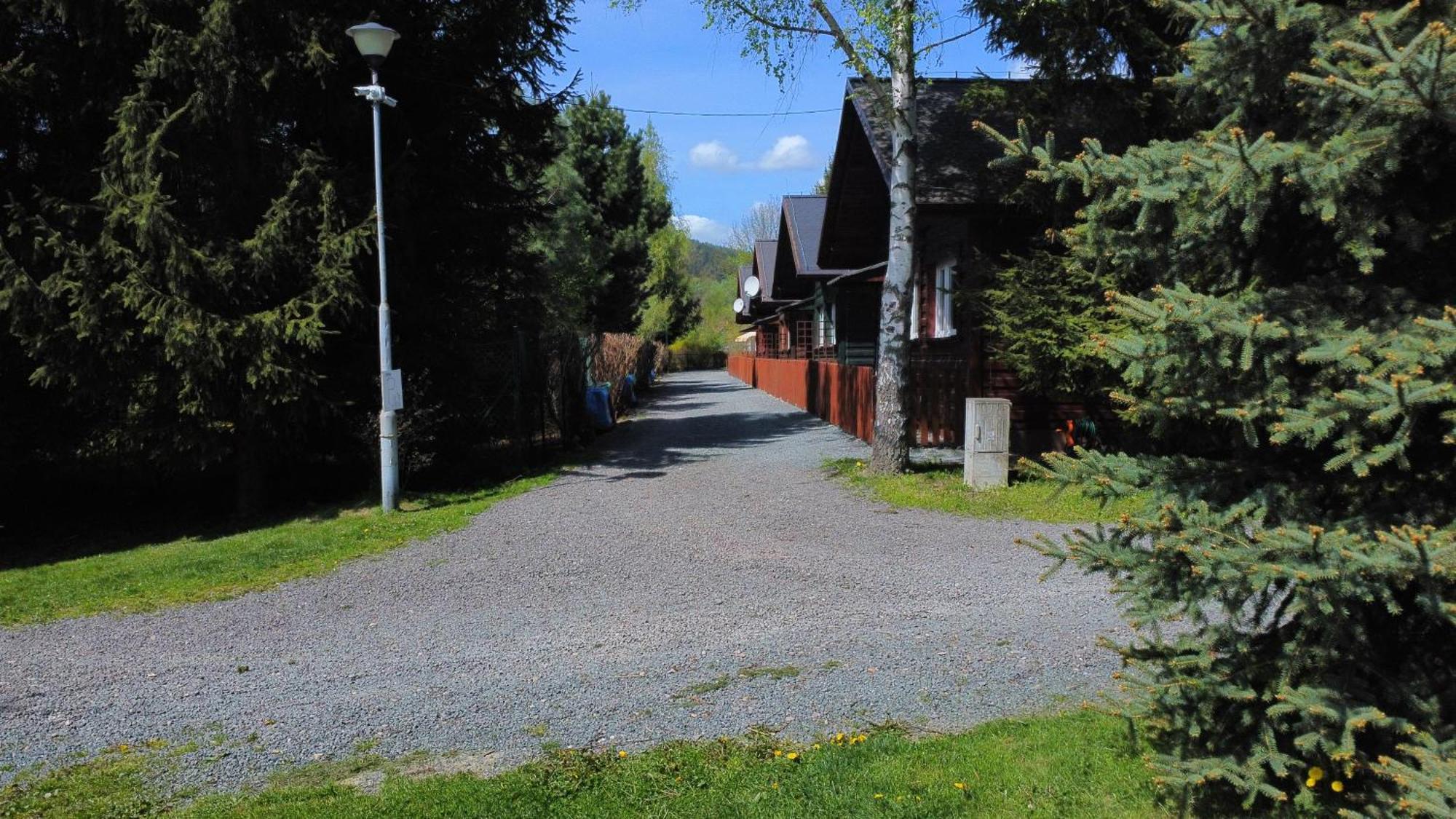 Stanica Pod Zadzierna Domki Caloroczne Lubawka Exterior foto